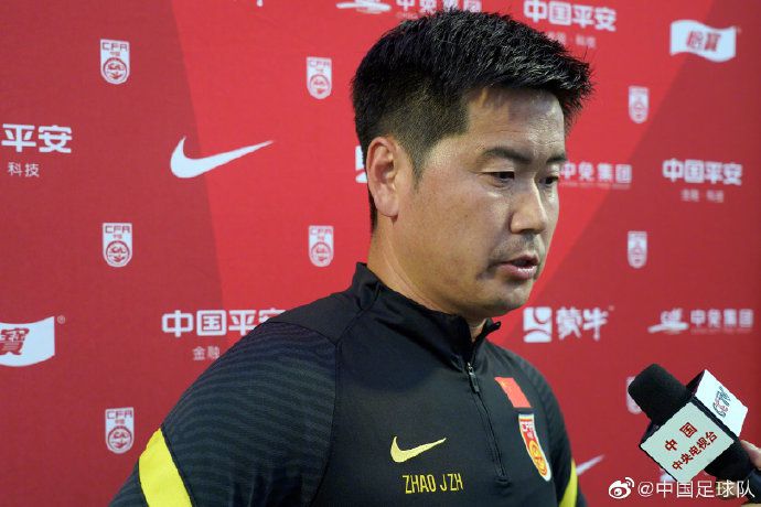 从打击赌博窝点、推进扫黄行动到追击人贩集团，这个“能打又会唠”的东北警察形象，早已凭借前两部作品积累的高口碑，被网友誉为“网大动作天花板”。